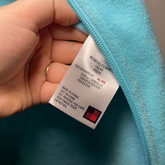 Woolrich Aqua Blue Fleece Vest Wmn XL Soft Zip Front Outerwear outdoor layering - Picture 3 of 8